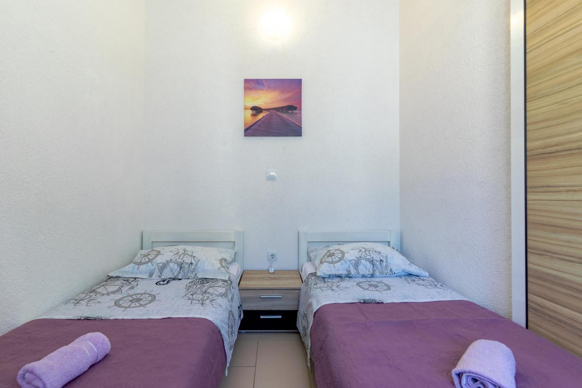 Seaside Secluded Apartments Cove Torac, Hvar - 575 Gdinj Habitación foto